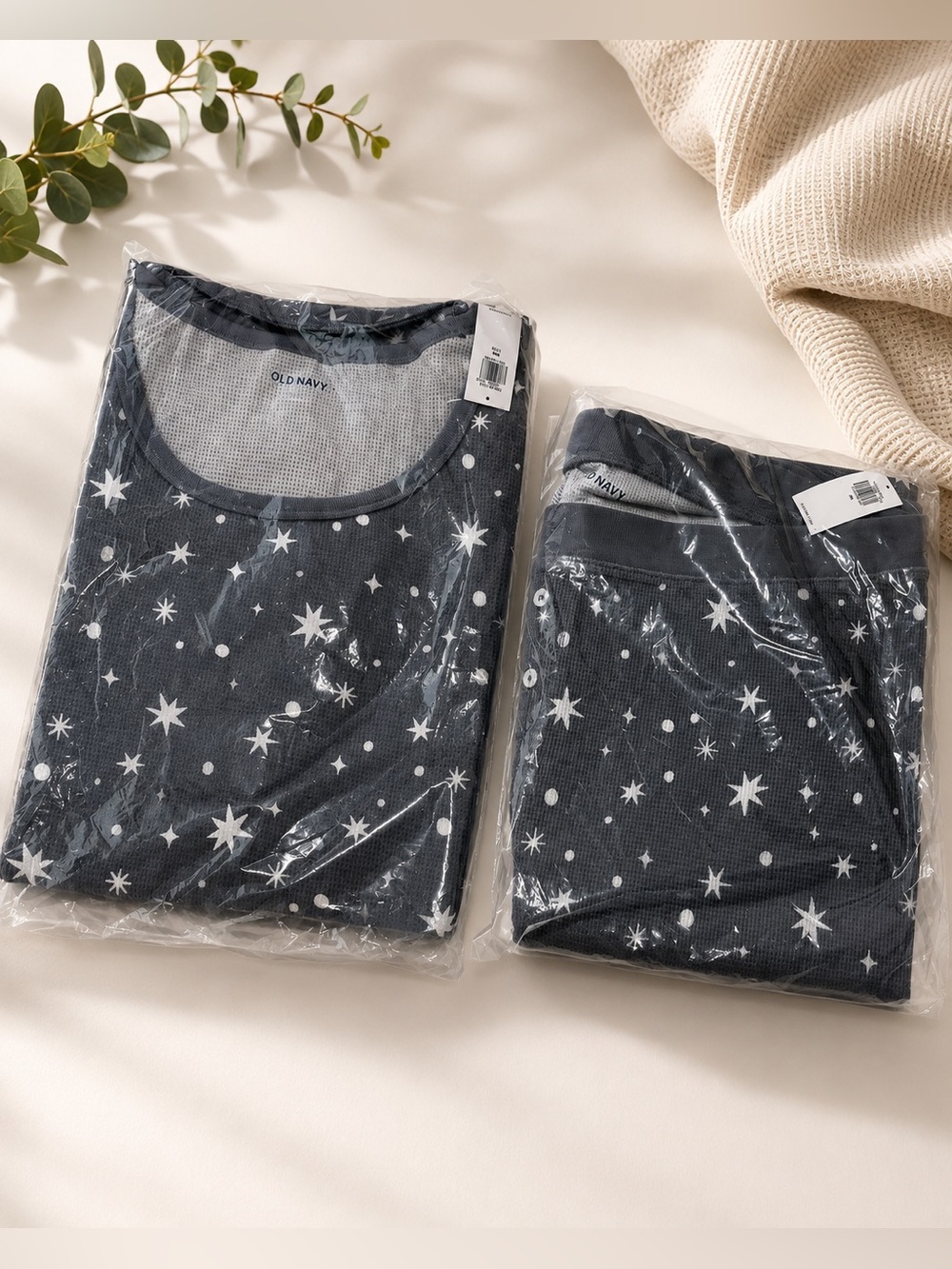 Old Navy Navy Star Print Thermal Pajama Set - Navy with White Stars